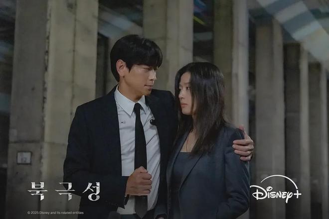 九月新剧抢先看！全智贤姜栋元李英爱山崎贤人能年玲奈集结(图2)