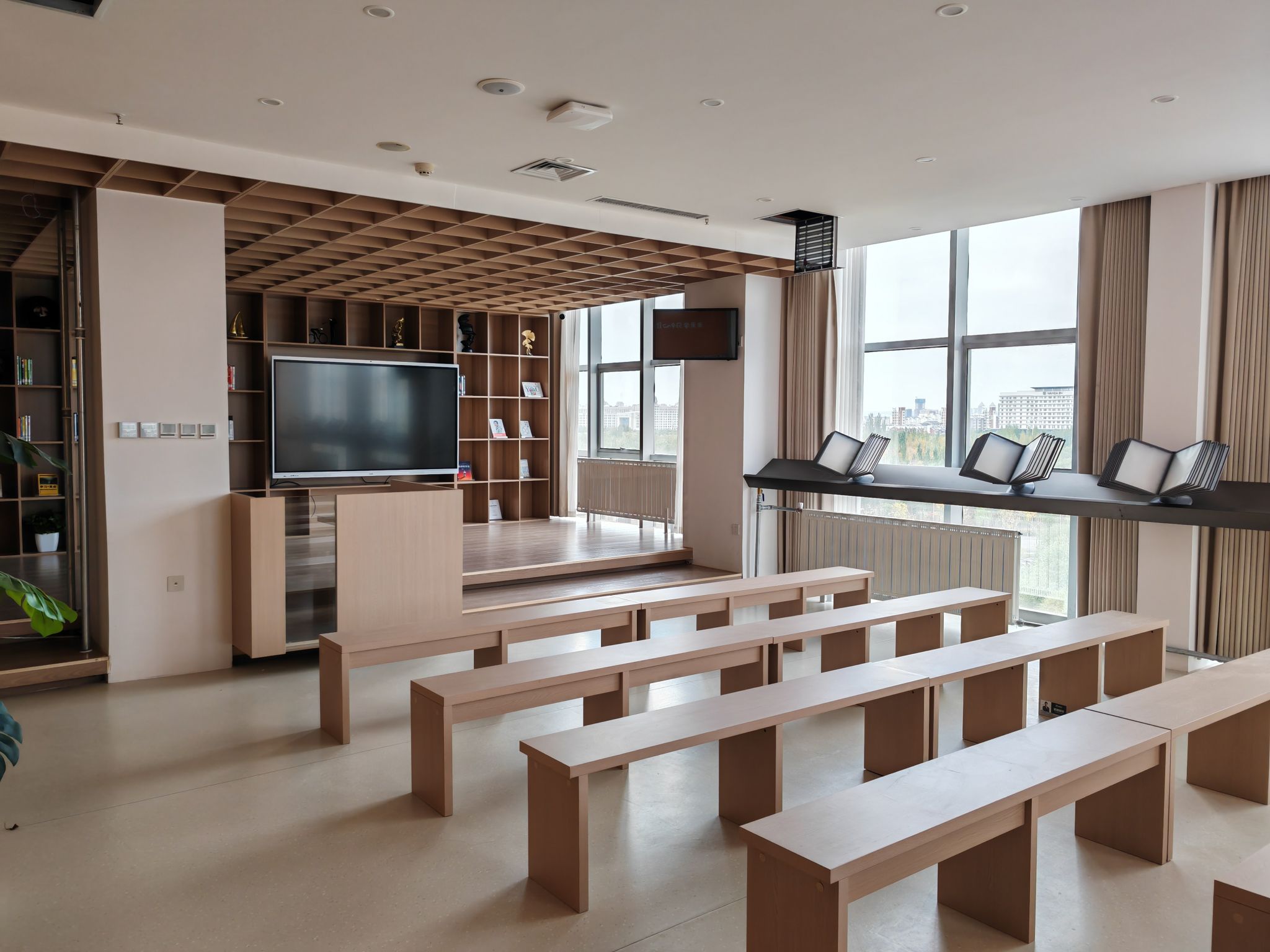 关于图书馆未来学习中心正式开放OA系统预约申请的通知(图2)