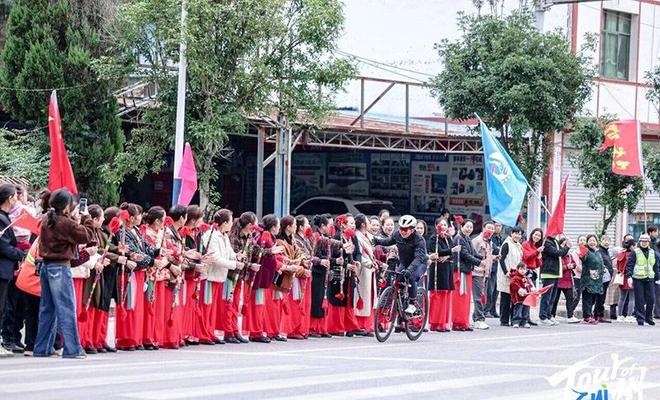 环贵州S5翠芽赛段｜185公里茶海对决 首届环贵州圆满落幕(图2)