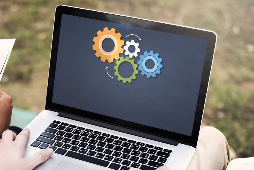 办公系统开发企业采用IT外包公司给公司带去以下益处