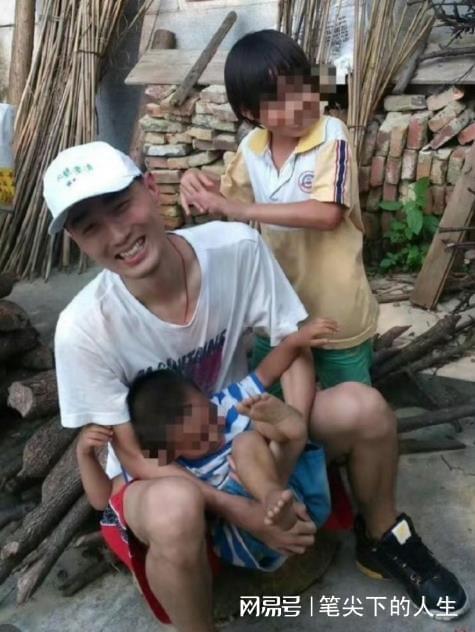 32岁程序员周六猝死家中当天5次访问公司OA系统妻子爆料细节