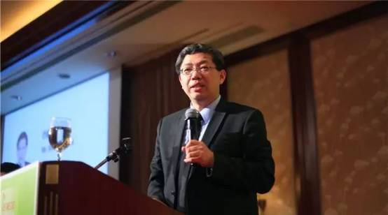 【新年致辞】巴曙松：2017年新旧增长动能将继续转换中（附：“金融读书会”2016年最受关注的十篇热文）(图2)