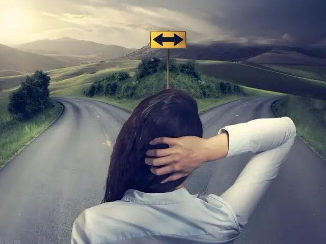 站在 AI 浪潮里我突然懂了当年没赶上改革开放列车的父亲为什么时代给所有人机会普通人却抓不住风口？(图4)